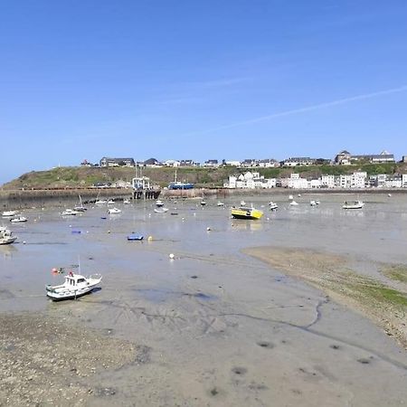 Studio Avec Vue Sur Mer A Granville. Plage A 3 Min ภายนอก รูปภาพ