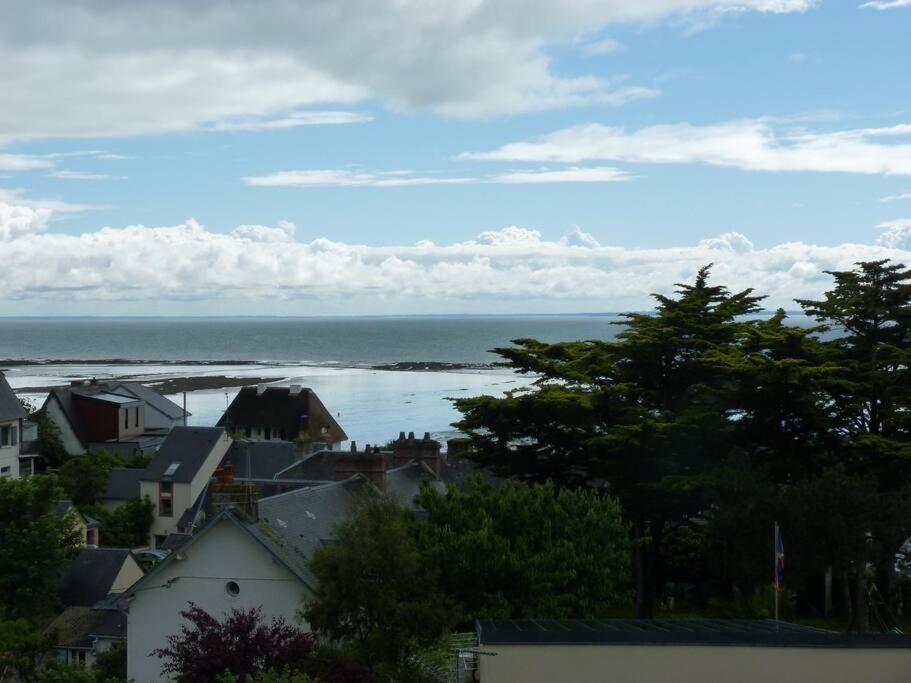 Studio Avec Vue Sur Mer A Granville. Plage A 3 Min ภายนอก รูปภาพ